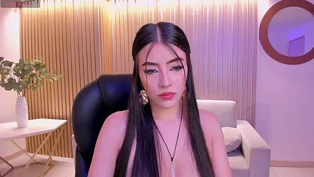 Snapshot of ValeriaRiveraX chatting on 02.09.25 ValeriaRiveraX online show from 02.09.25