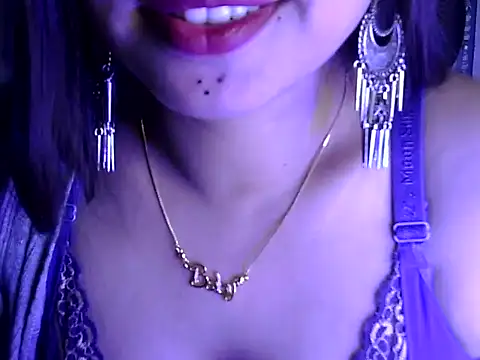 Snapshot of akshara_thakur9 chatting on 03.05.25 akshara thakur9 online show from 03.05.25