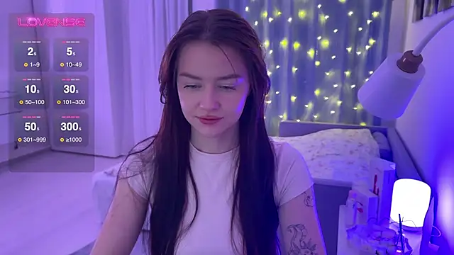 Snapshot of aveme_melissa chatting on 02.12.25 aveme melissa online show from 02.12.25