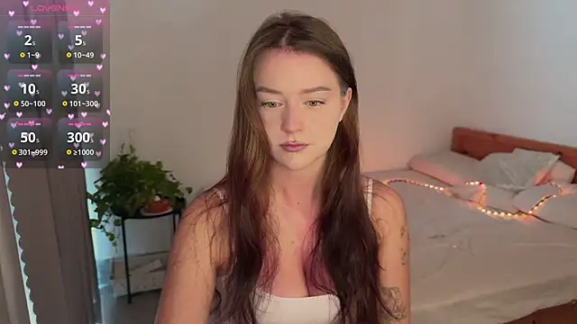 Snapshot of aveme_melissa chatting on 10.06.25 aveme melissa online show from 10.06.25