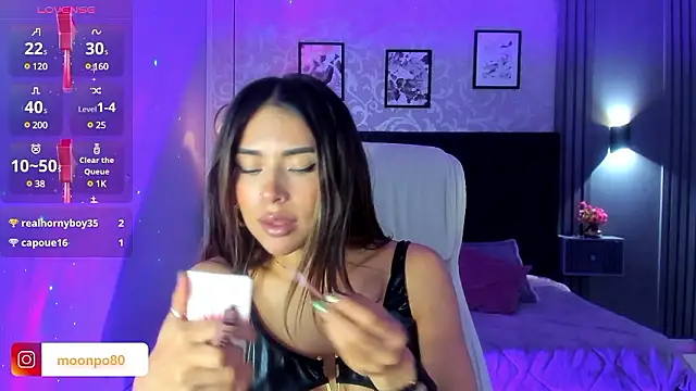Snapshot of Luna__Ponce chatting on 12.03.24 Luna Ponce online show from 12.03.24