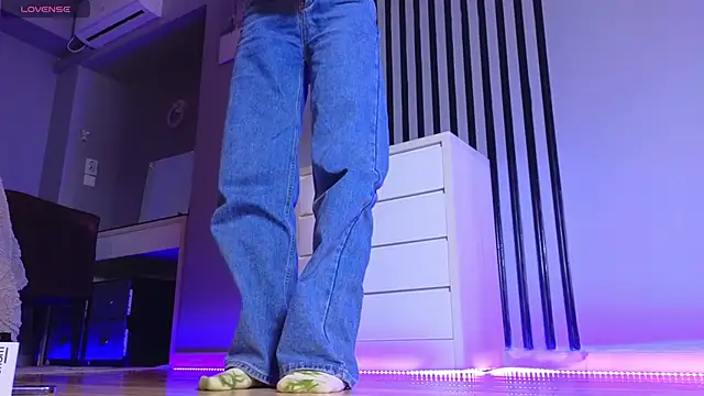 tinki winkii online show from 02.03.25