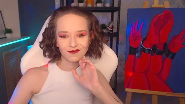 Snapshot of FascinatingEyess chatting on 01.02.25 FascinatingEyess online show from 01.02.25