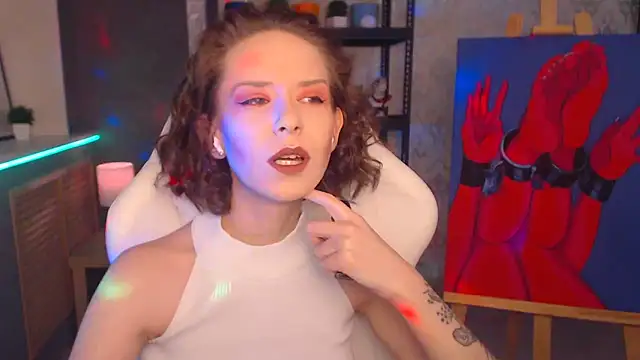 Snapshot of FascinatingEyess chatting on 01.07.25 FascinatingEyess online show from 01.07.25