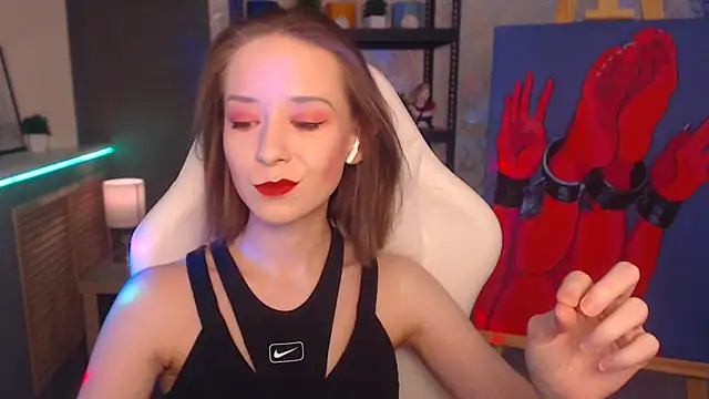 Snapshot of FascinatingEyess chatting on 01.17.25 FascinatingEyess online show from 01.17.25