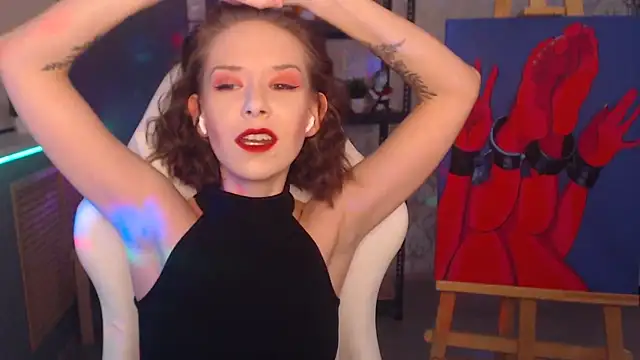 Snapshot of FascinatingEyess chatting on 01.20.25 FascinatingEyess online show from 01.20.25