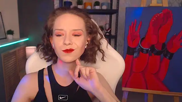 Snapshot of FascinatingEyess chatting on 01.25.25 FascinatingEyess online show from 01.25.25