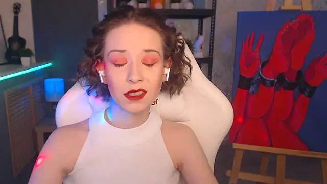 Snapshot of FascinatingEyess chatting on 03.01.25 FascinatingEyess online show from 03.01.25