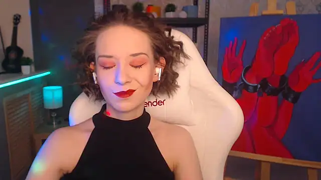 Snapshot of FascinatingEyess chatting on 03.06.25 FascinatingEyess online show from 03.06.25