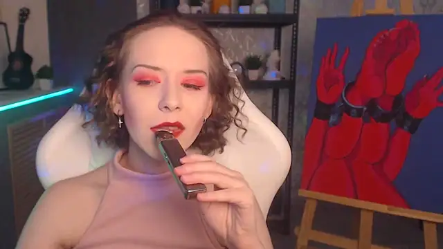 Snapshot of FascinatingEyess chatting on 09.08.25 FascinatingEyess online show from 09.08.25