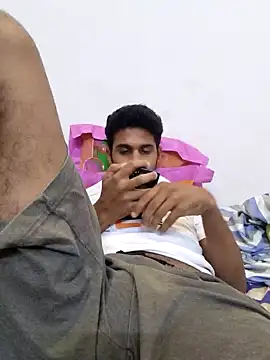 Snapshot of mykecockslong chatting on 12.12.24 mykecockslong online show from 12.12.24