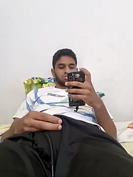 Snapshot of mykecockslong chatting on 01.04.25 mykecockslong online show from 01.04.25