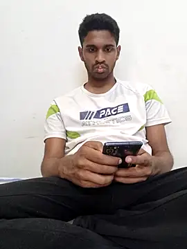 Snapshot of mykecockslong chatting on 02.10.25 mykecockslong online show from 02.10.25