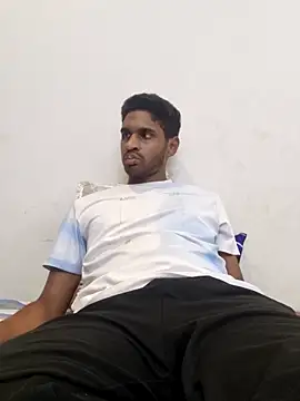 Snapshot of mykecockslong chatting on 02.11.25 mykecockslong online show from 02.11.25