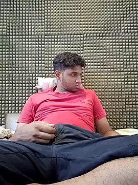 Snapshot of mykecockslong chatting on 09.28.25 mykecockslong online show from 09.28.25