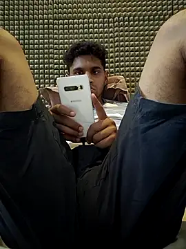 Snapshot of mykecockslong chatting on 09.29.25 mykecockslong online show from 09.29.25