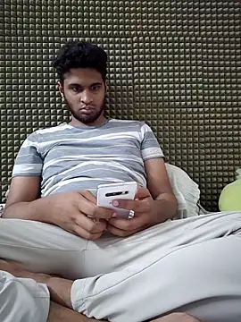 Snapshot of mykecockslong chatting on 10.27.25 mykecockslong online show from 10.27.25