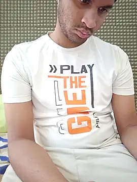 Snapshot of mykecockslong chatting on 11.15.25 mykecockslong online show from 11.15.25