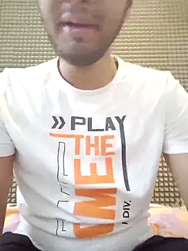 Snapshot of mykecockslong chatting on 11.30.25 mykecockslong online show from 11.30.25