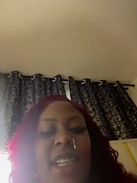 Snapshot of Rose_berry chatting on 09.28.25 Rose berry online show from 09.28.25