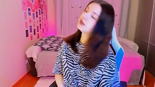 Vanessa Verona online show from 02.07.25