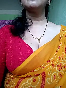 Snapshot of Rosy-B chatting on 02.22.25 Rosy-B online show from 02.22.25