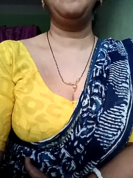 Snapshot of Rosy-B chatting on 03.22.25 Rosy-B online show from 03.22.25