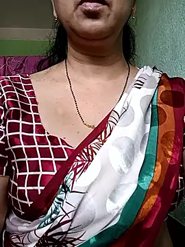 Snapshot of Rosy-B chatting on 09.12.25 Rosy-B online show from 09.12.25