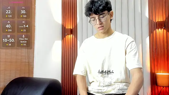 Snapshot of billie_jr chatting on 09.27.25 billie jr online show from 09.27.25