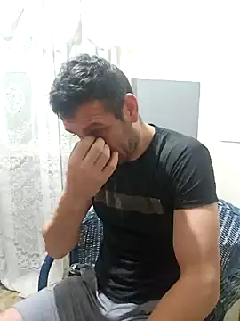 Snapshot of Aian09 chatting on 12.17.24 Aian09 online show from 12.17.24