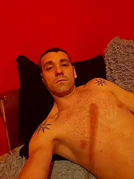 Snapshot of Aian09 chatting on 02.02.25 Aian09 online show from 02.02.25