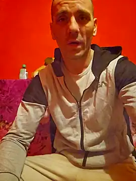 Snapshot of Aian09 chatting on 02.23.25 Aian09 online show from 02.23.25