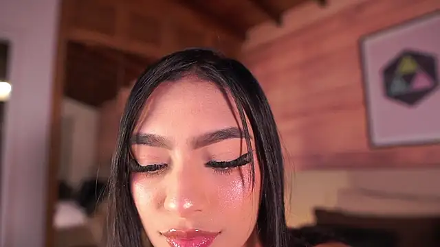 IzzyWild online show from 11.27.25