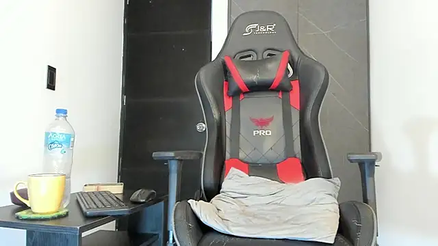 sergiio mesa27 online show from 02.20.25