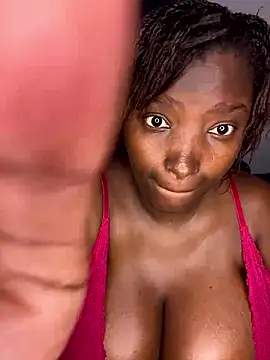 Snapshot of Naughty-sonia2 chatting on 12.08.24 Naughty-sonia2 online show from 12.08.24