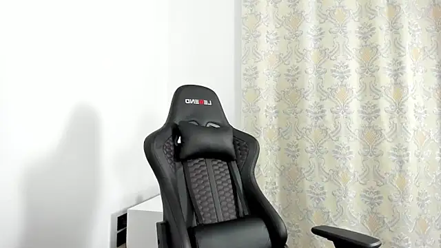 Snapshot of Sweet-bb chatting on 09.17.25 Sweet-bb online show from 09.17.25