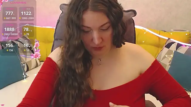Snapshot of Nataly_cute chatting on 02.14.25 Nataly cute online show from 02.14.25