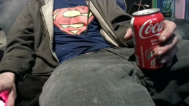 Snapshot of robeaulieu02 chatting on 01.15.25 robeaulieu02 online show from 01.15.25