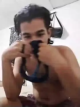 Snapshot of Boypolla11 chatting on 12.19.24 Boypolla11 online show from 12.19.24