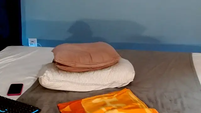 Snapshot of AnnaMaee chatting on 01.14.25 AnnaMaee online show from 01.14.25