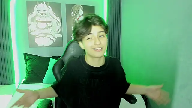 Snapshot of Bryce_Evans chatting on 10.13.25 Bryce Evans online show from 10.13.25