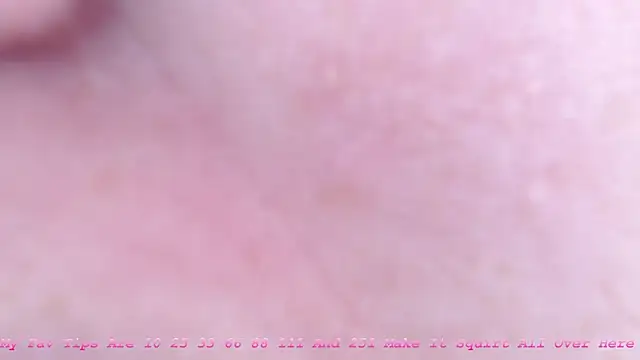 Snapshot of Lexy_Lovy chatting on 10.13.25 Lexy Lovy online show from 10.13.25
