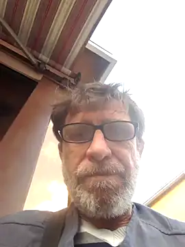 Snapshot of felice66 chatting on 03.17.25 felice66 online show from 03.17.25