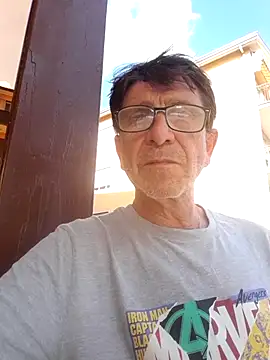 Snapshot of felice66 chatting on 09.15.25 felice66 online show from 09.15.25