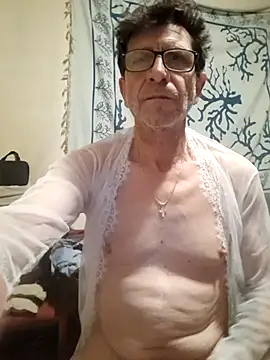 Snapshot of felice66 chatting on 09.16.25 felice66 online show from 09.16.25