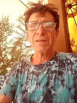 Snapshot of felice66 chatting on 09.19.25 felice66 online show from 09.19.25