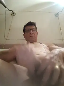 Snapshot of felice66 chatting on 10.23.25 felice66 online show from 10.23.25