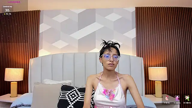 Snapshot of Marge_lasander chatting on 09.10.25 Marge lasander online show from 09.10.25