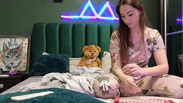 kimmie meow online show from 12.05.25