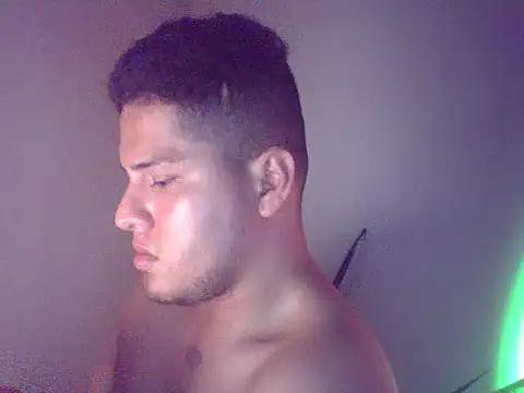 Snapshot of Malandralle chatting on 12.01.25 Malandralle online show from 12.01.25